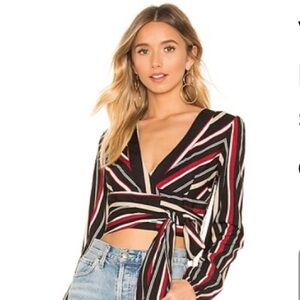 SUPERDOWN Vanessa Tie Front Top